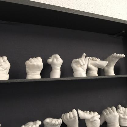 Vitrine de moulage empreinte3d mains et pieds enfants